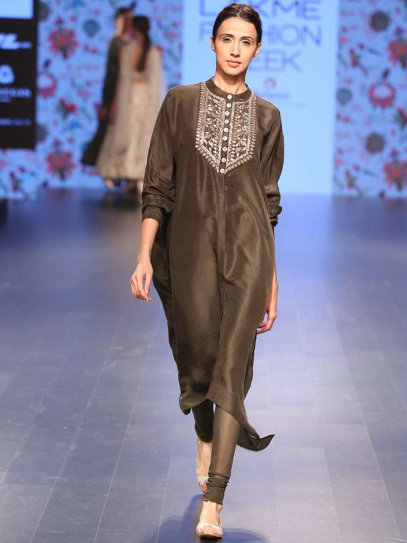 Buy Payal Singhal Floral Yoke Design Thread Work Kurta with Churidar Kurta Sets for Women 30476707 Myntra