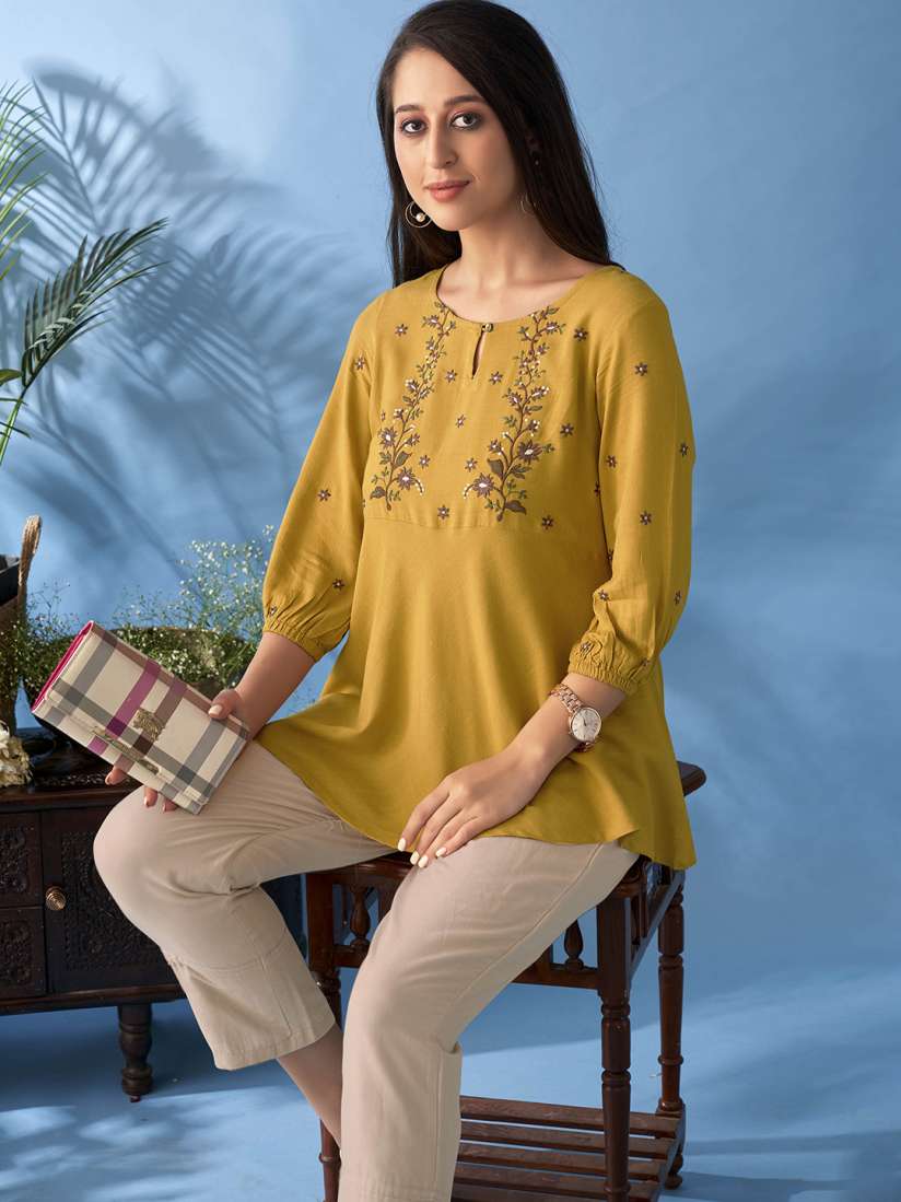 Myntra short kurti shop