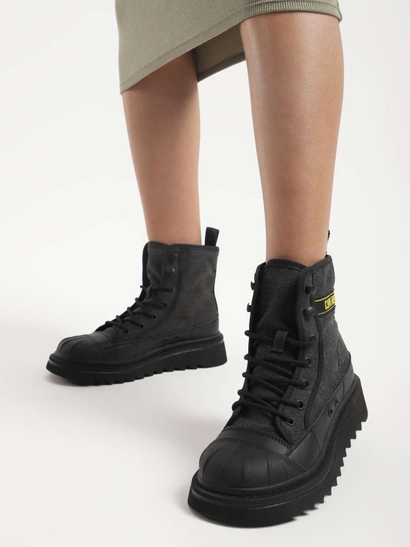 Canvas winter boots 2025