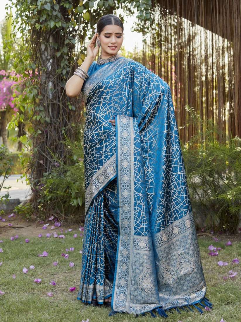 Myntra kanjivaram saree cheap
