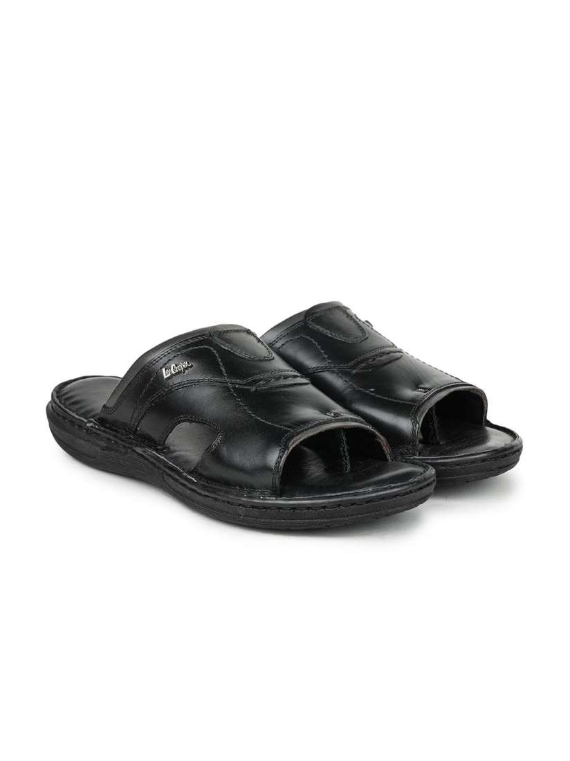 Myntra lee cooper on sale