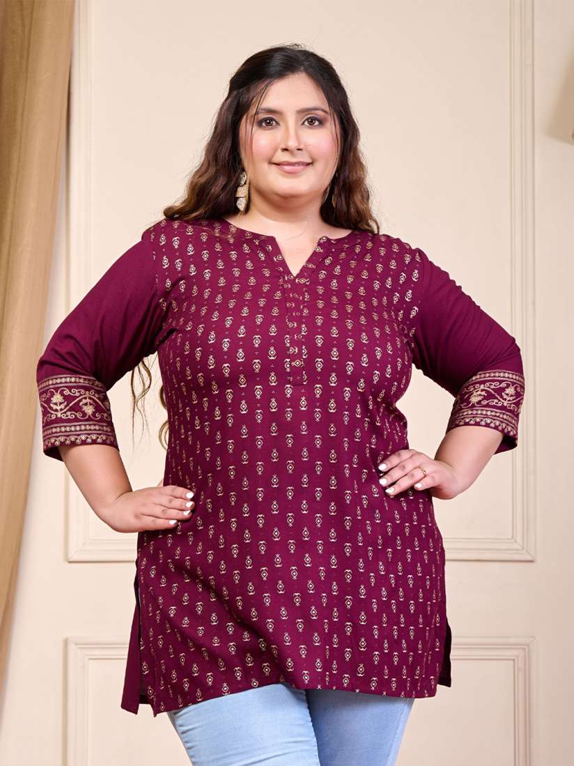 Buy PrettyPlus by Desinoor Women Striped V Neck Plus Size Kurti Kurtis for Women 30425473 Myntra