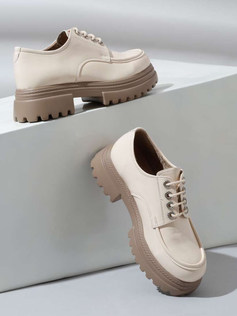 Buy VALIOSAA Women Lightweight Lace Ups Sneakers Casual Shoes for Women 30424699 Myntra