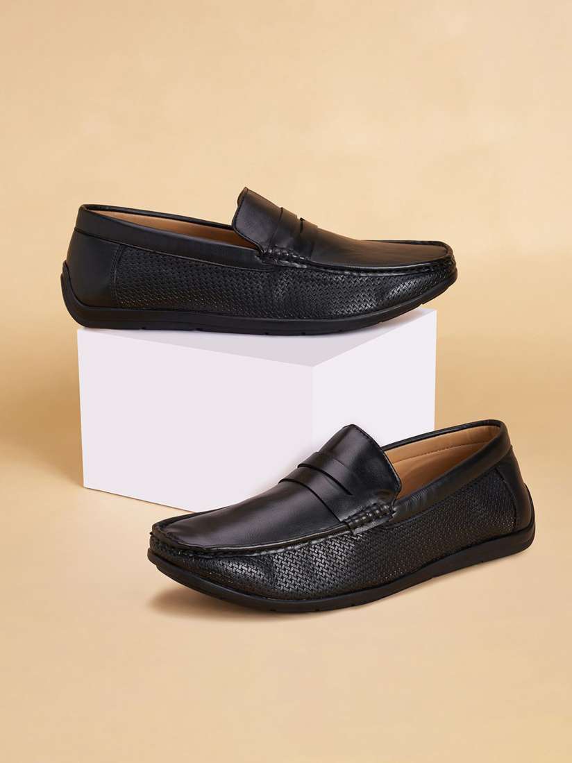 Pantaloons shoes for mens store