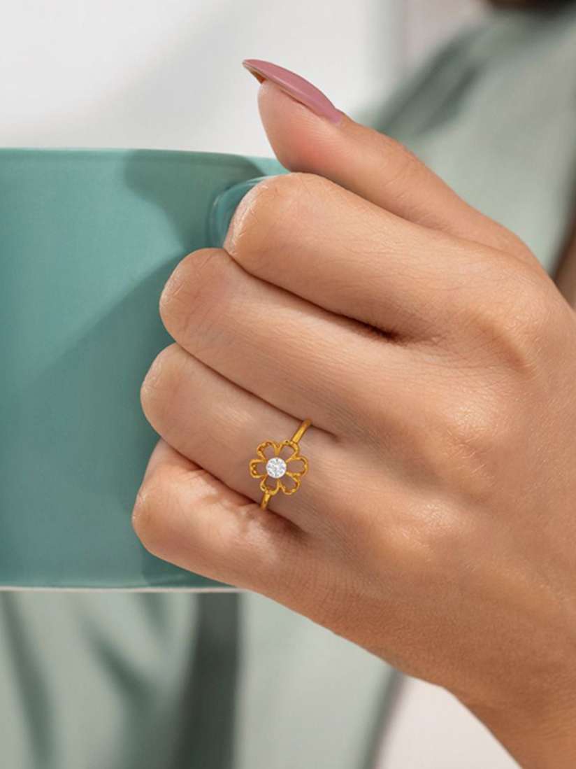 Buy KISNA DIAMOND AND GOLD JEWELLERY 18Kt Gold Plated Stone Studded Finger Ring 0.03 CT Ring Diamond for Women 31441048 Myntra
