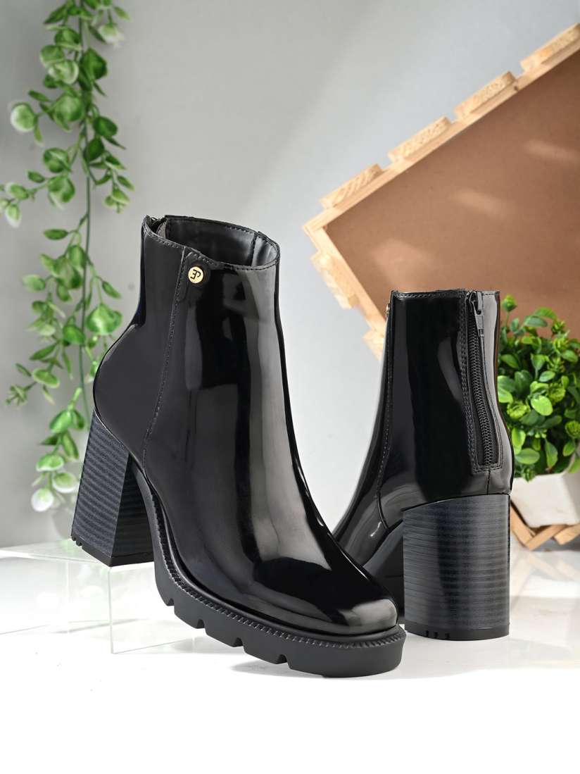 Buy El Paso Women Patent Faux Leather Casual Block Heeled Chelsea Boots Boots for Women 31201486 Myntra