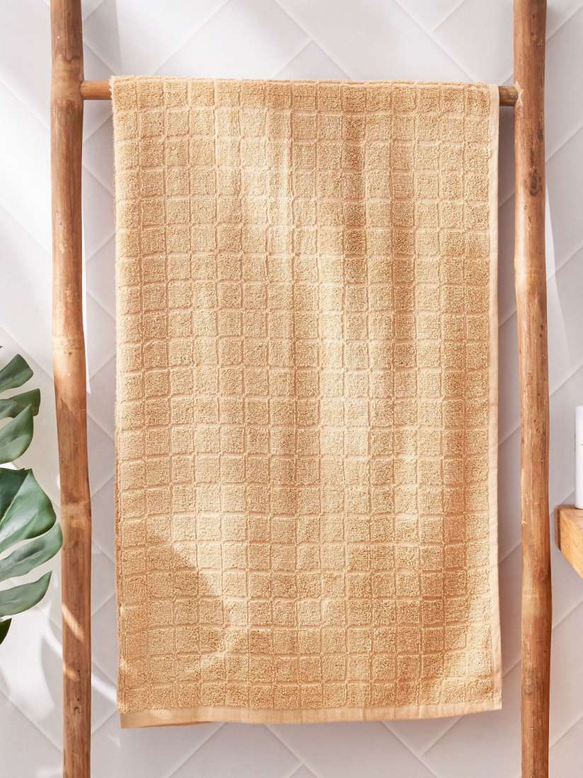 Buy Home Centre Beige Striped Cotton 350 GSM Bath Towel Bath Towels for Unisex 31251028 Myntra