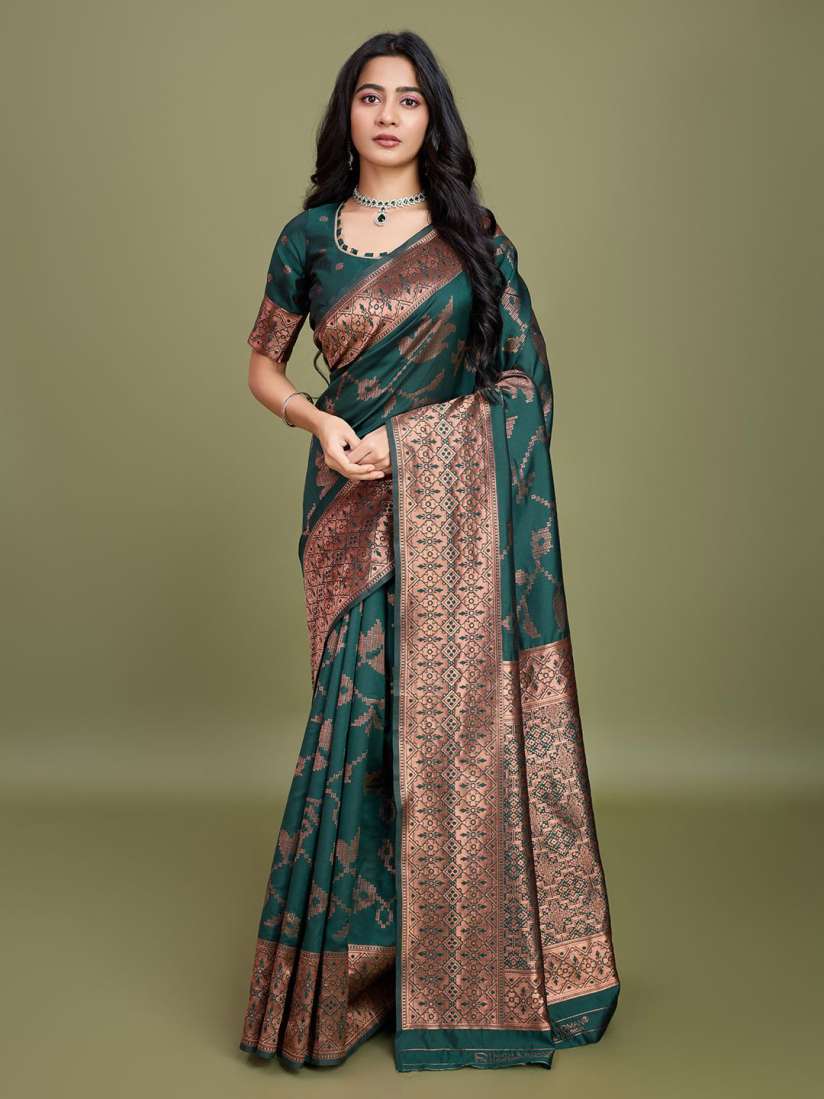 Buy RICH ROMAN Woven Design Zari Pure Silk Banarasi Saree Sarees for Women 30914966 Myntra
