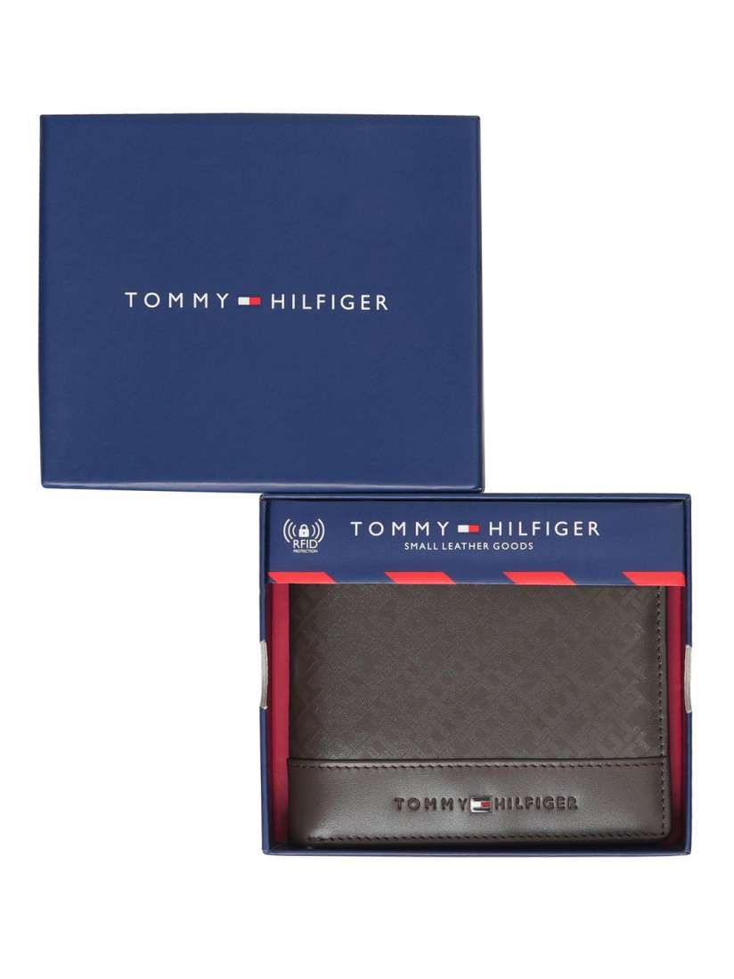 Tommy hilfiger wallets myntra hot sale