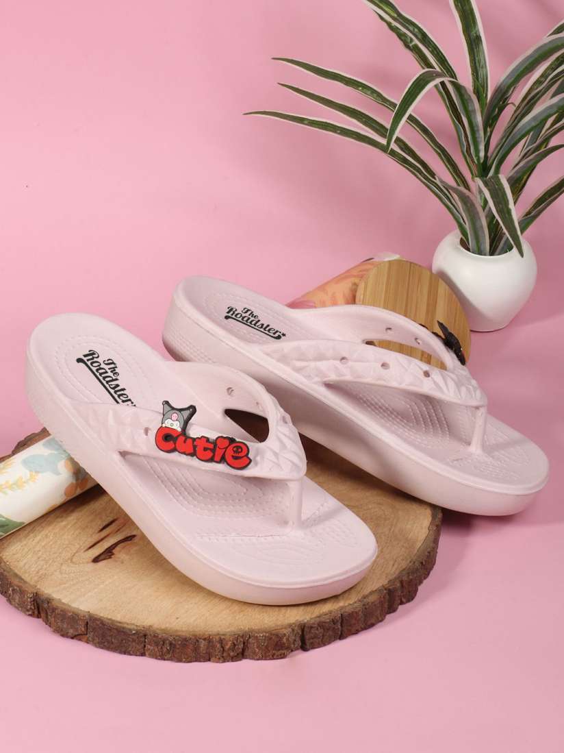 Squishy flip flops discount