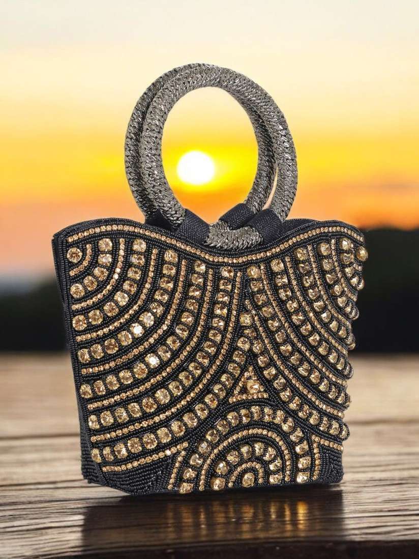 Myntra hand purse shop