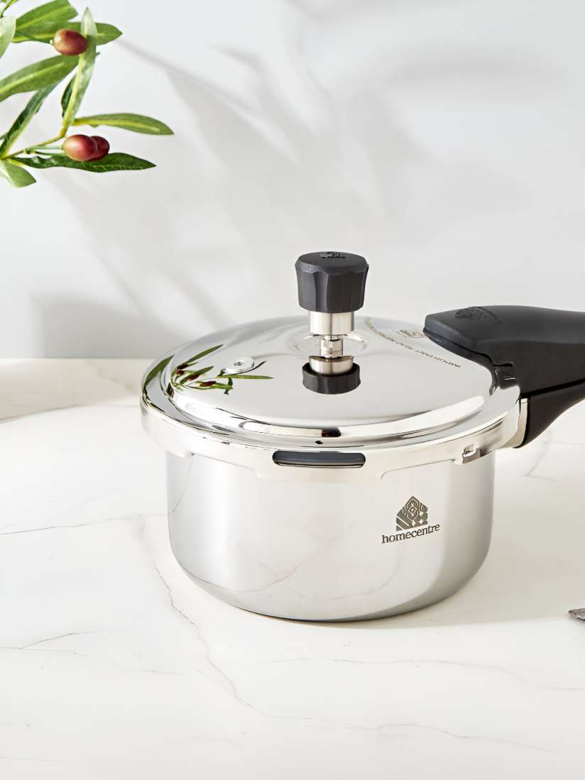 2l stainless steel pressure cooker outlet
