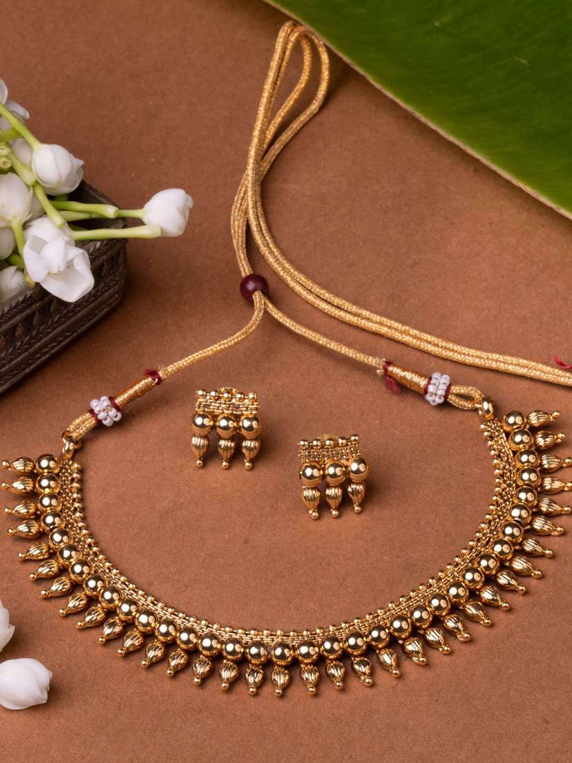 Buy Mirraw Gold Plated Jewellery Set Jewellery Set for Women 30968034 Myntra