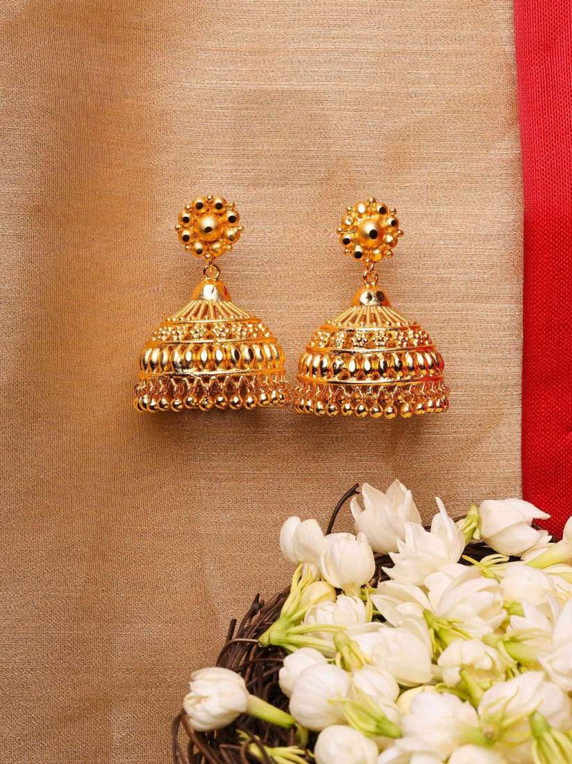 Buy Mirraw Gold Plated Classic Jhumkas Earrings Earrings for Women 30942537 Myntra