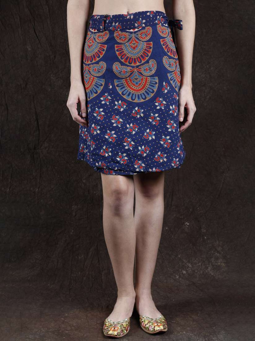 Ethnic skirts myntra deals