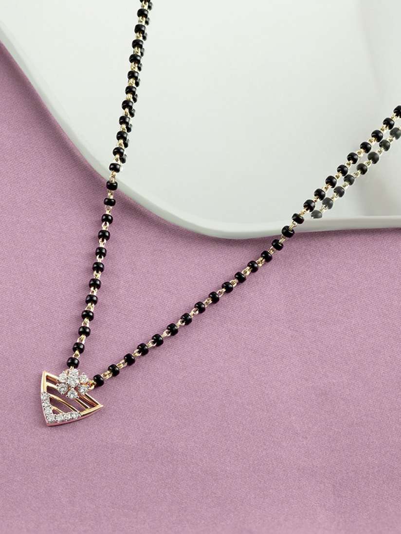 Tanishq mia mangalsutra top