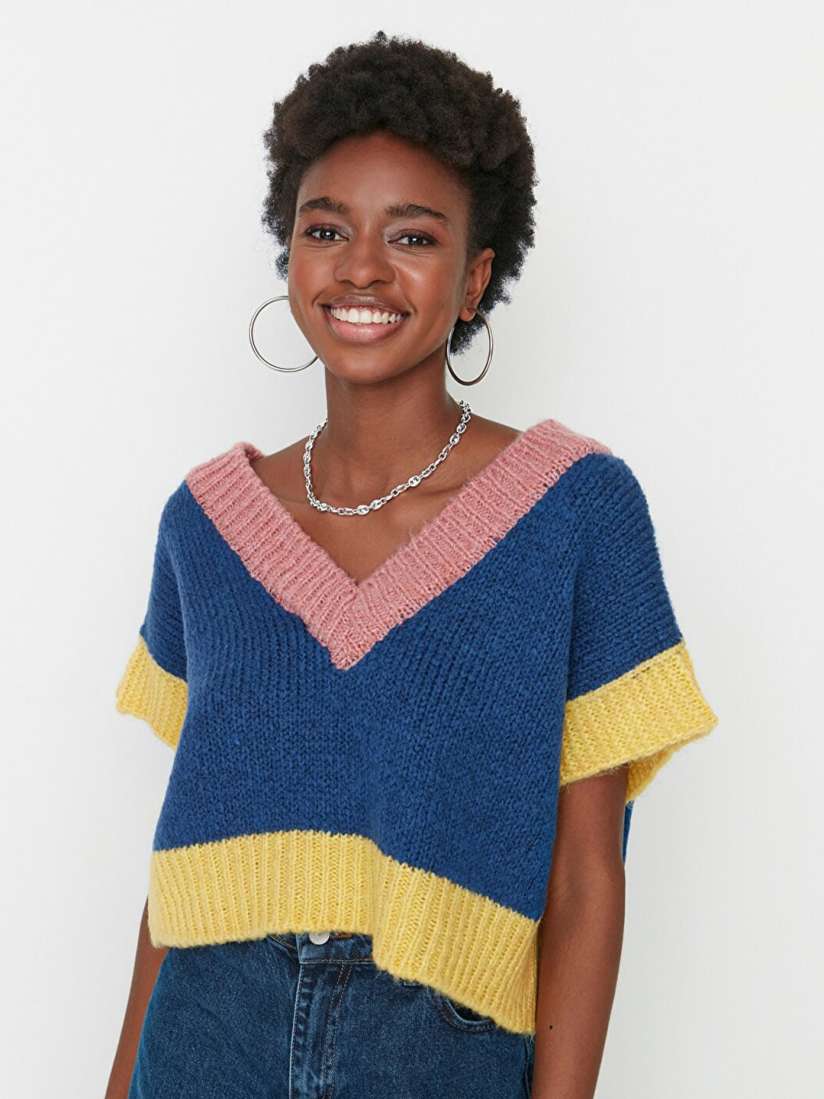 Buy Trendyol Women Navy Blue Pink Ribbed Sweater Vest Sweaters for Women 20367376 Myntra