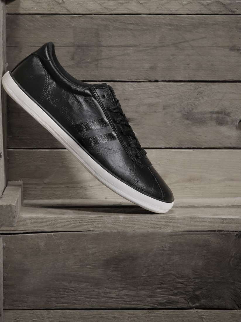 Myntra black sneakers clearance