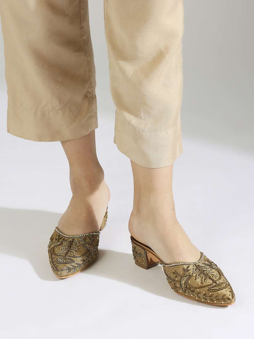 Inc shoes mules shop