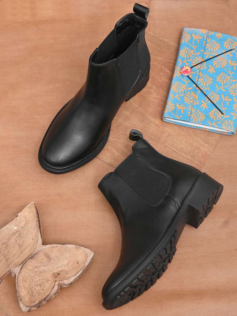 Buy Roadster Women Black Solid Regular Boots Boots for Women 20420750 Myntra