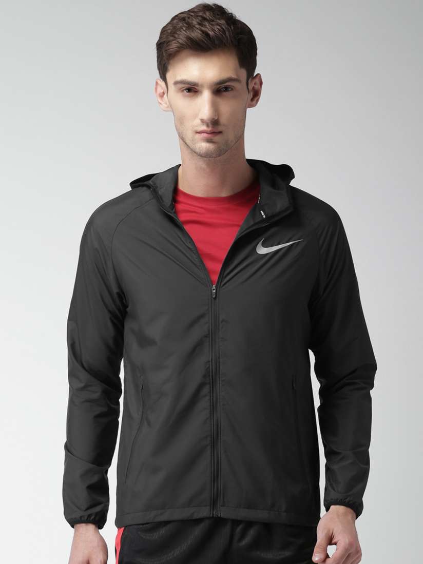 Nike jackets myntra discount