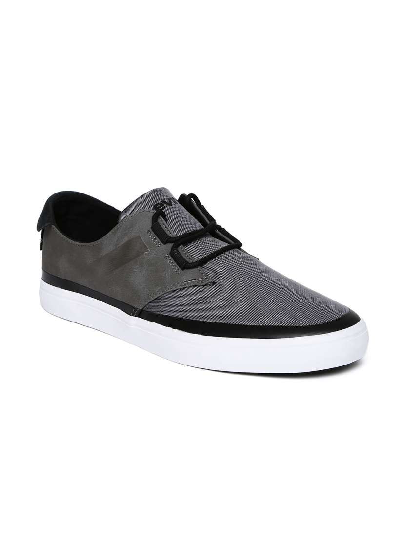 Levis shoes myntra hot sale