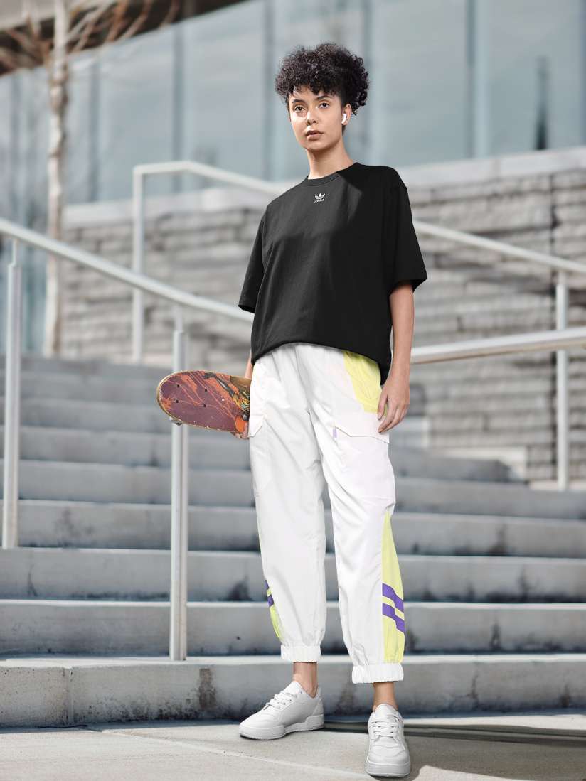 Buy ADIDAS Originals Adicolor Essentials Cotton T shirt Tshirts for Women 20468870 Myntra