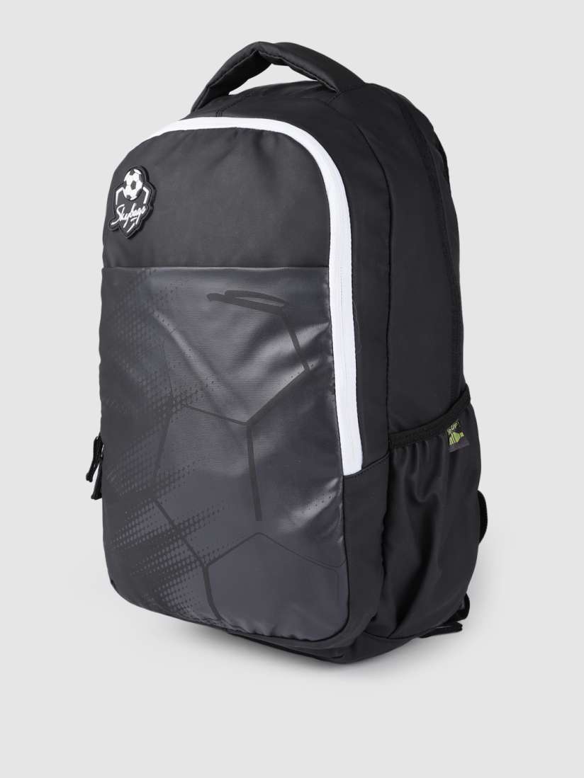 Skybags with rain cover and shoe compartment discount