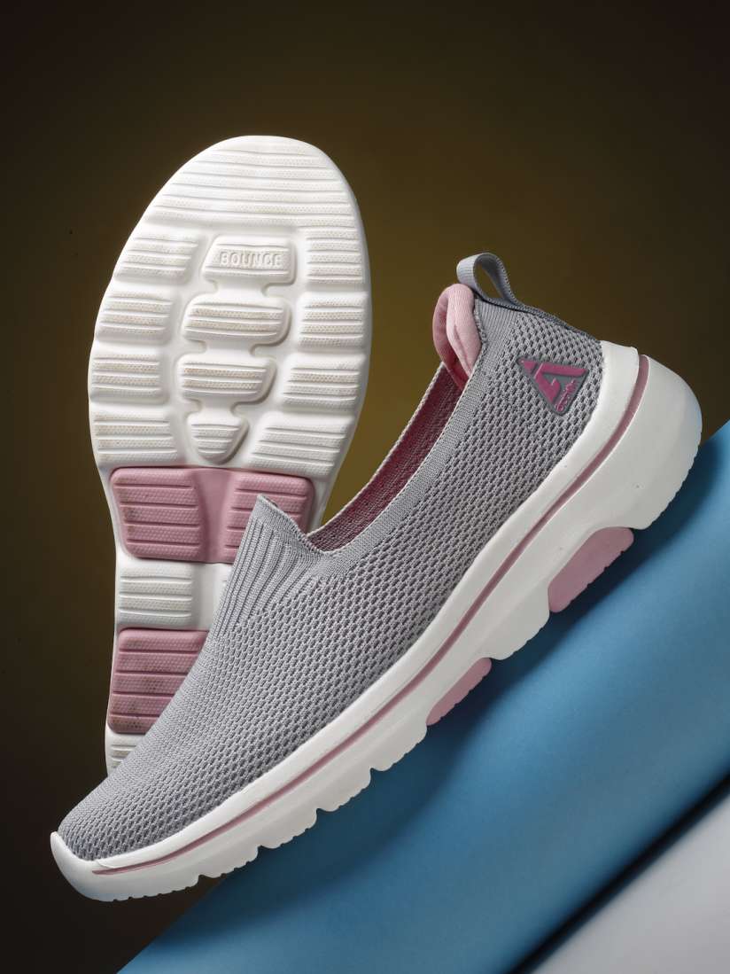 Action ladies sports shoes top