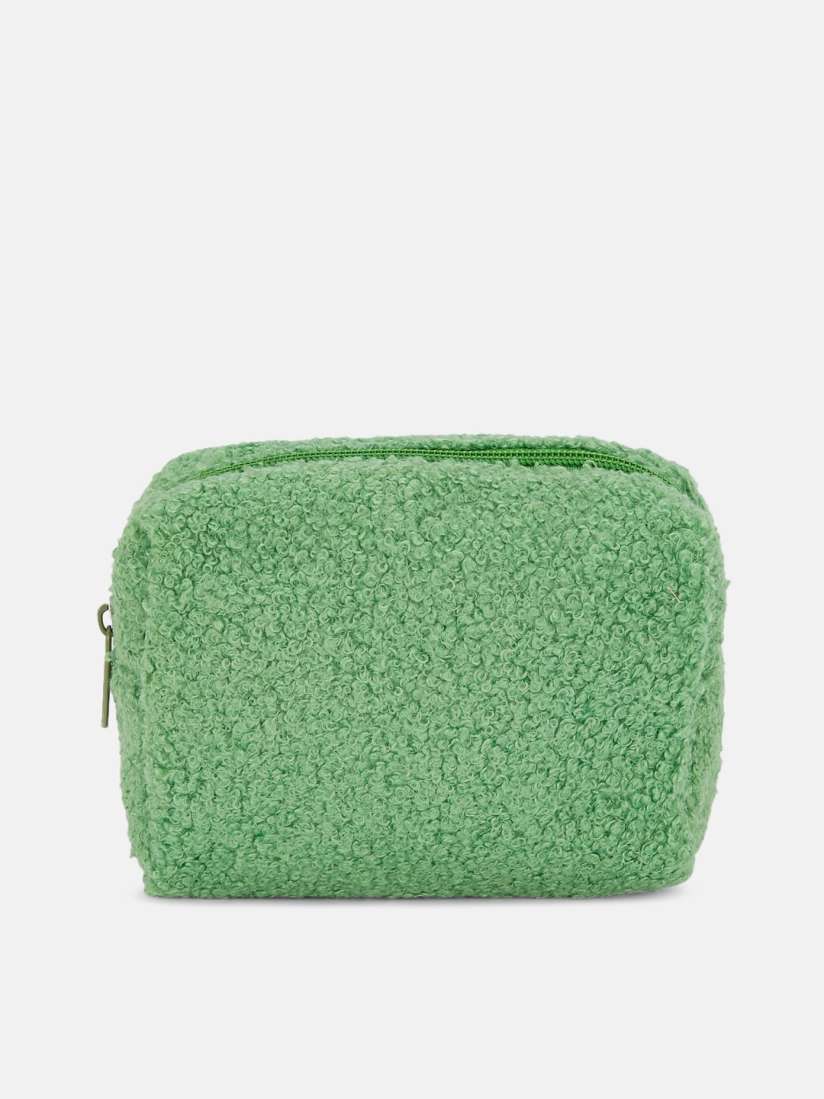 Makeup pouch myntra discount