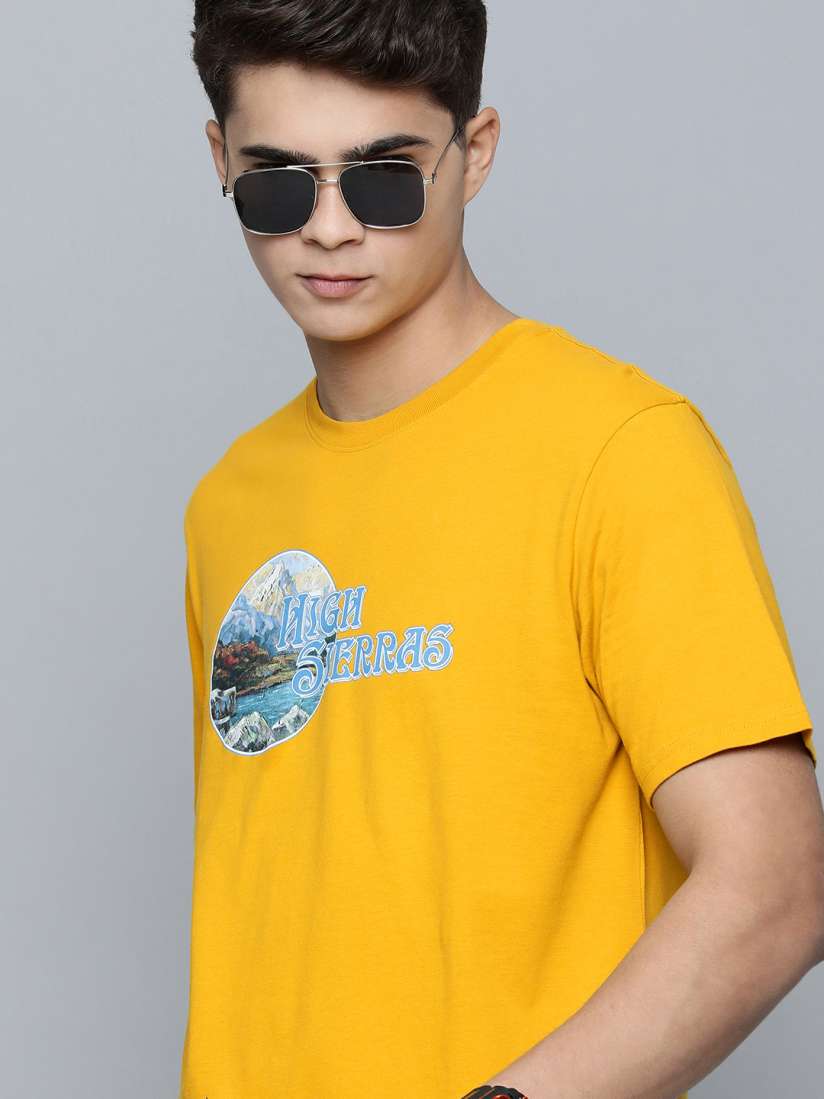 Buy Levis Men Mustard Yellow Relaxed Fit Graphic Printed Pure Cotton T shirt Tshirts for Men 20516436 Myntra