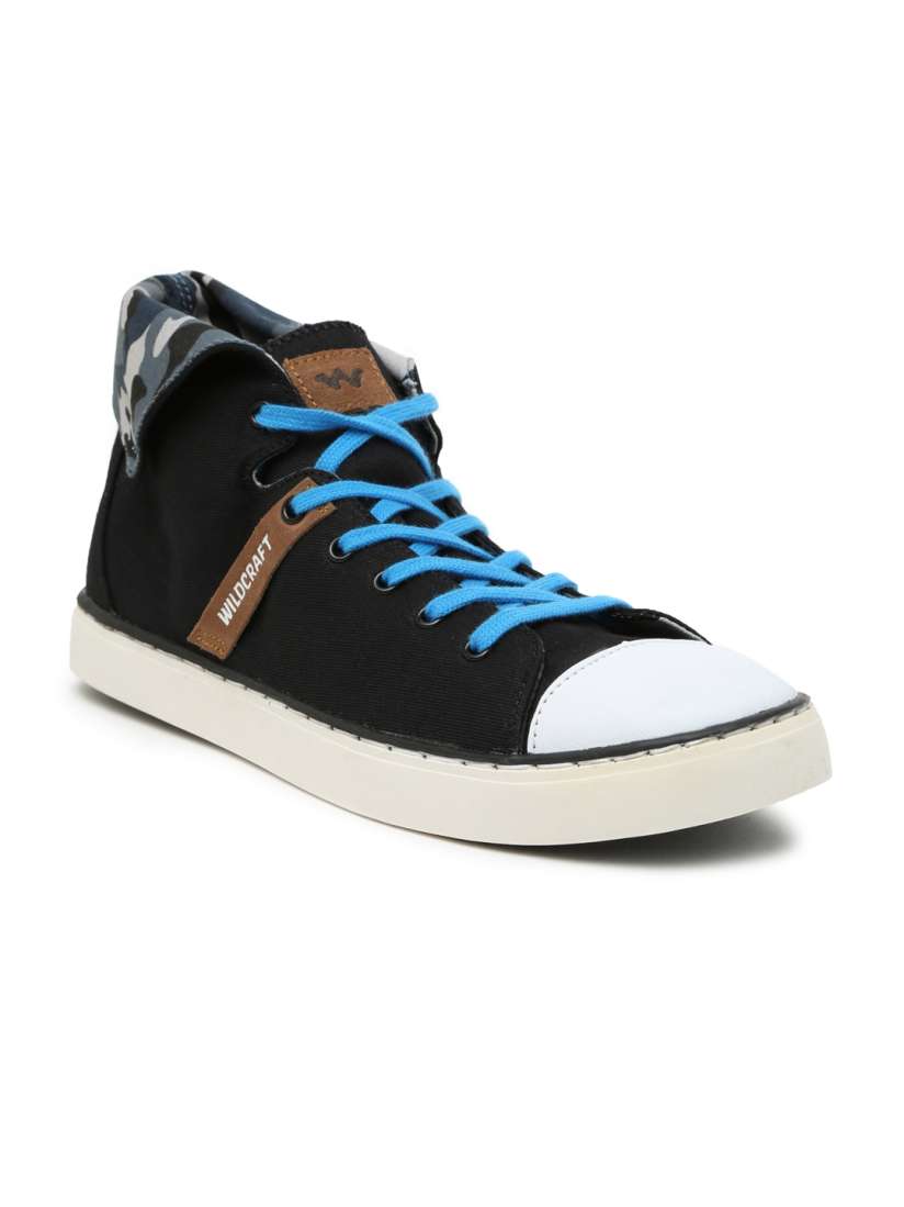 Wildcraft canvas shoes store