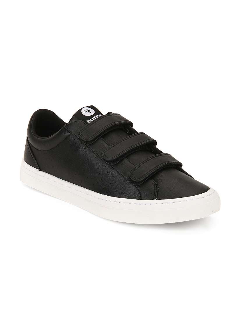 Hummel shoes myntra online