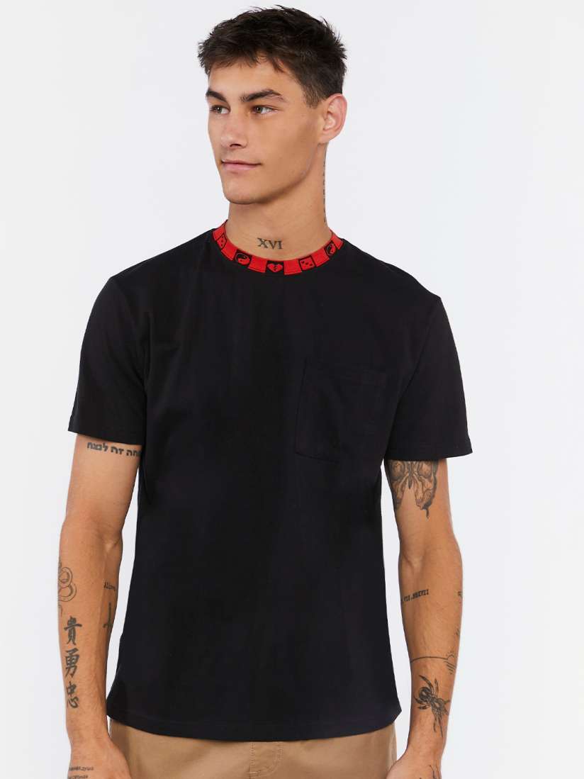 Black t shirt myntra on sale