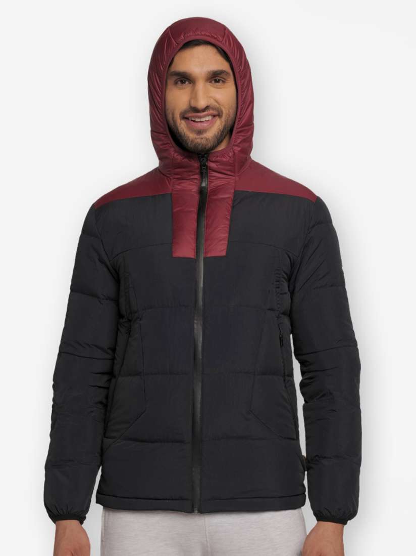 Wildcraft black jacket outlet