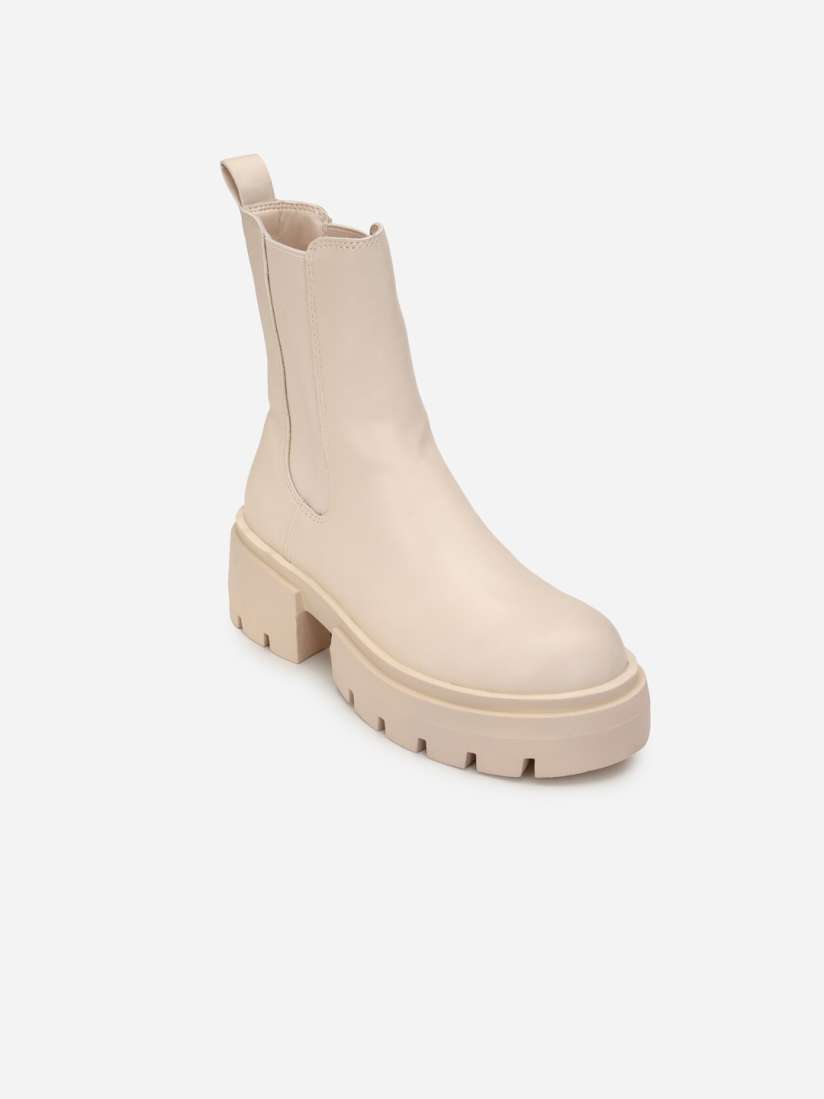 Forever 21 chelsea boots store