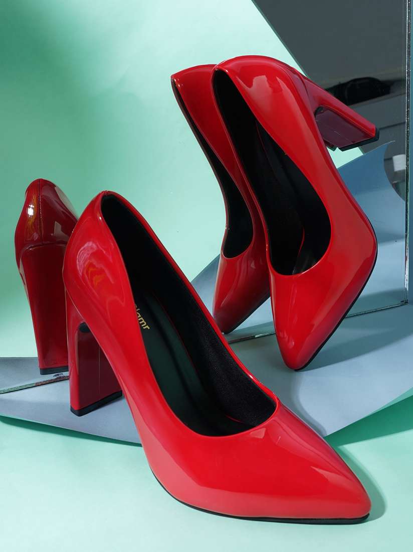 Red heels myntra online