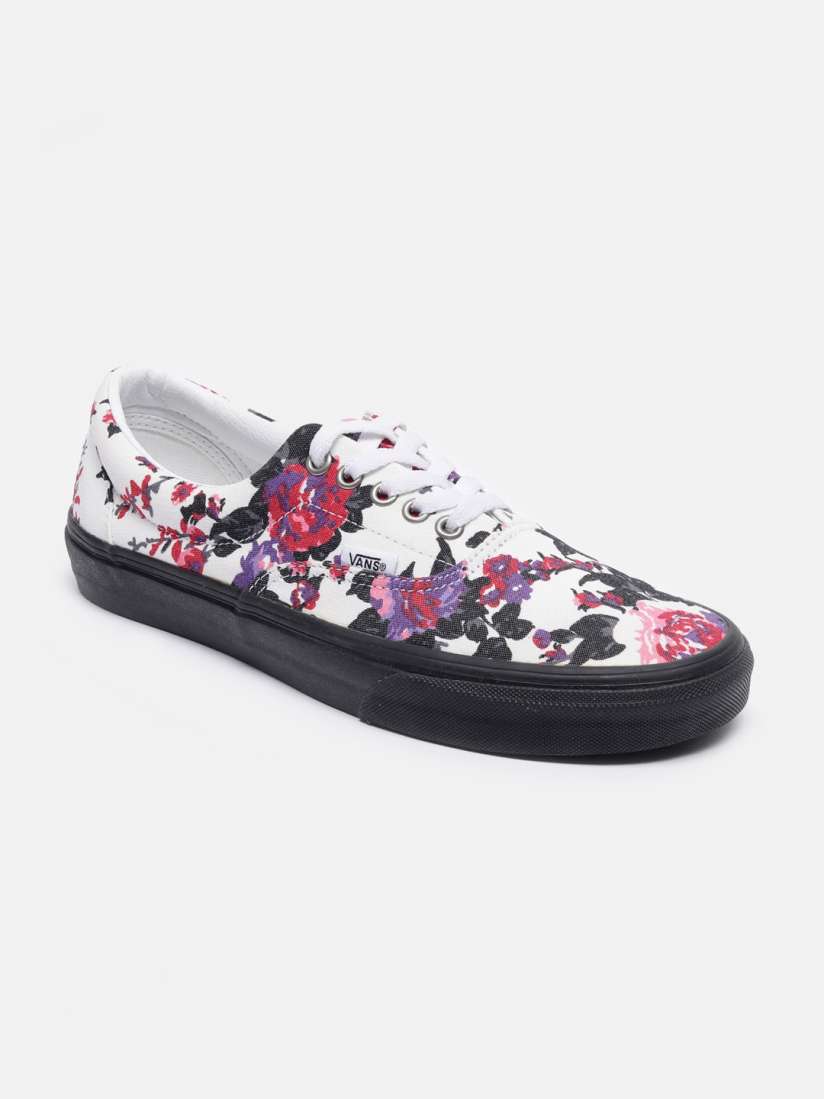 Vans sneakers myntra hotsell