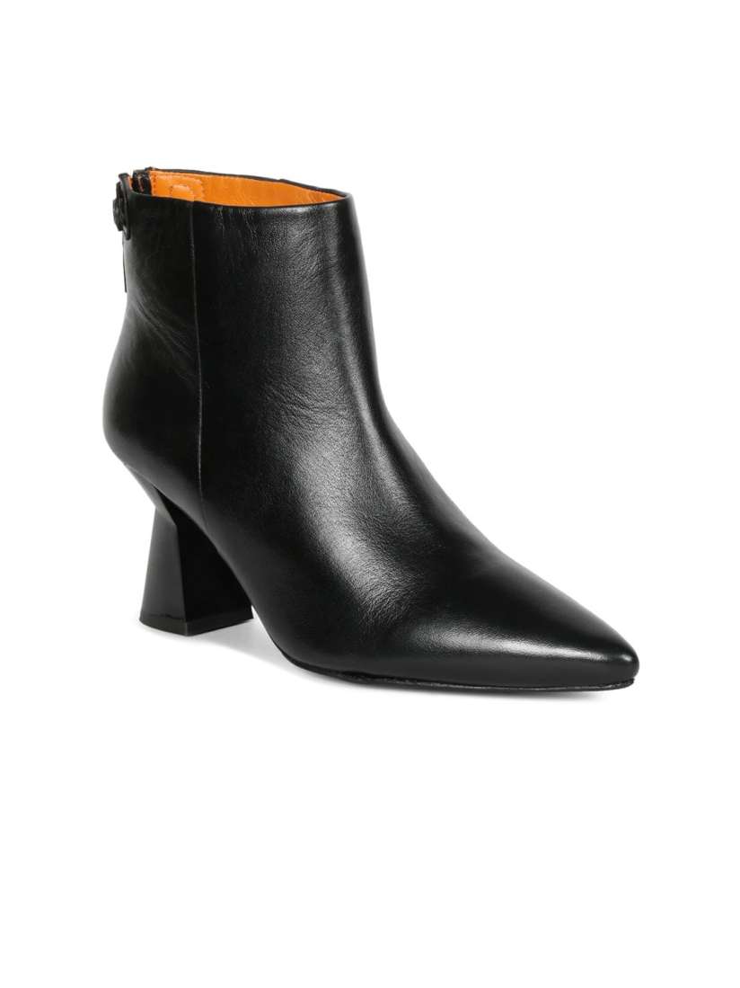 Myntra ankle boots clearance