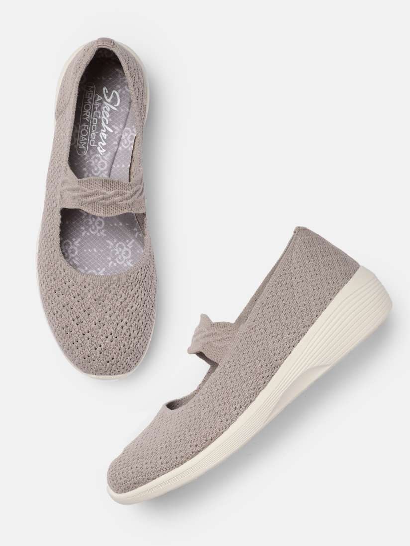 Buy Skechers Women Textured Air cooled Memory Foam Loafers Casual Shoes for Women 20882978 Myntra