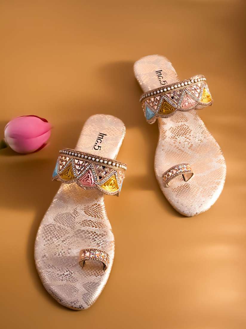 Flats myntra sales