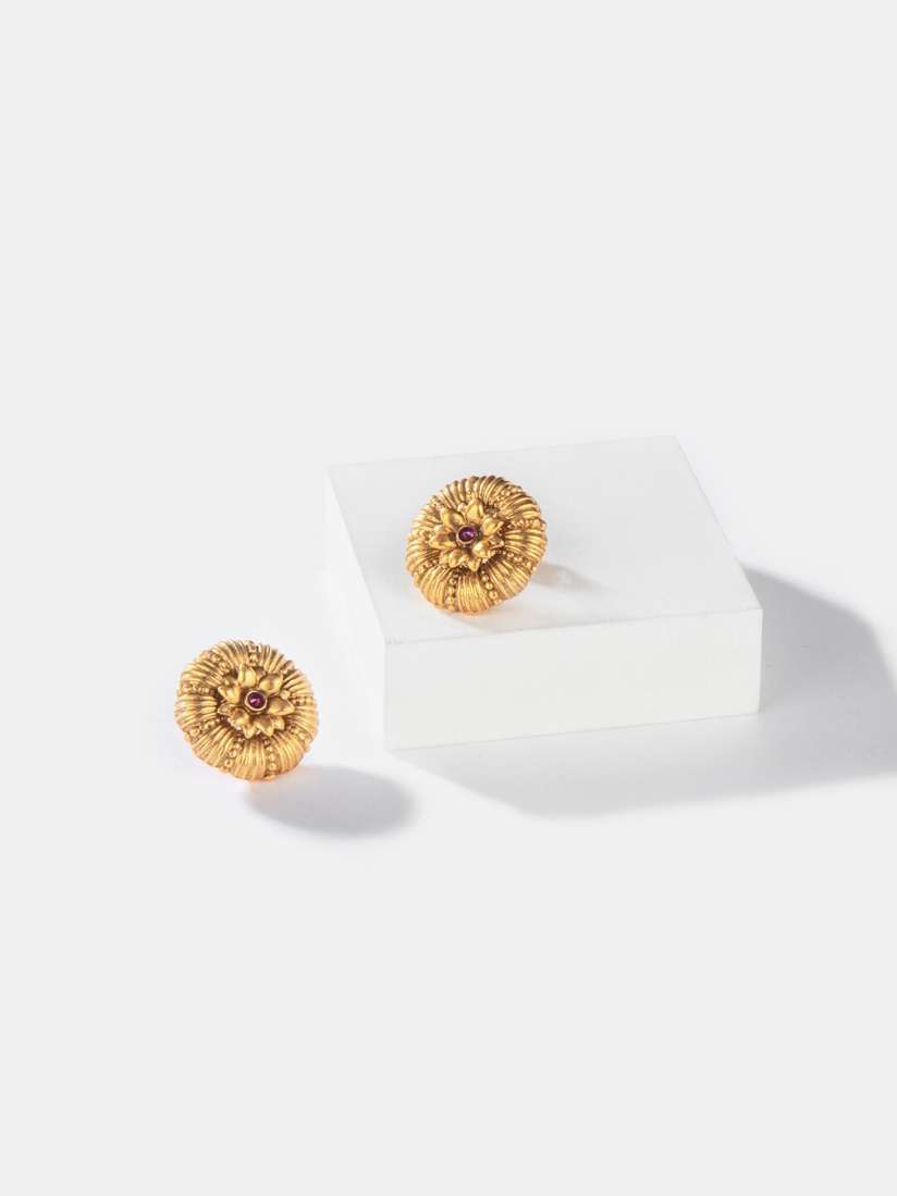 Myntra studs on sale