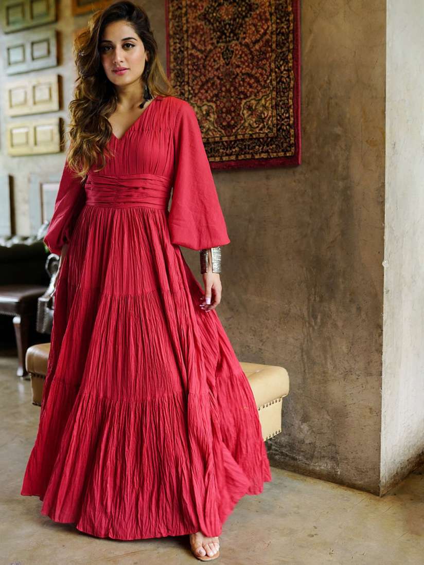 Red gown myntra shop
