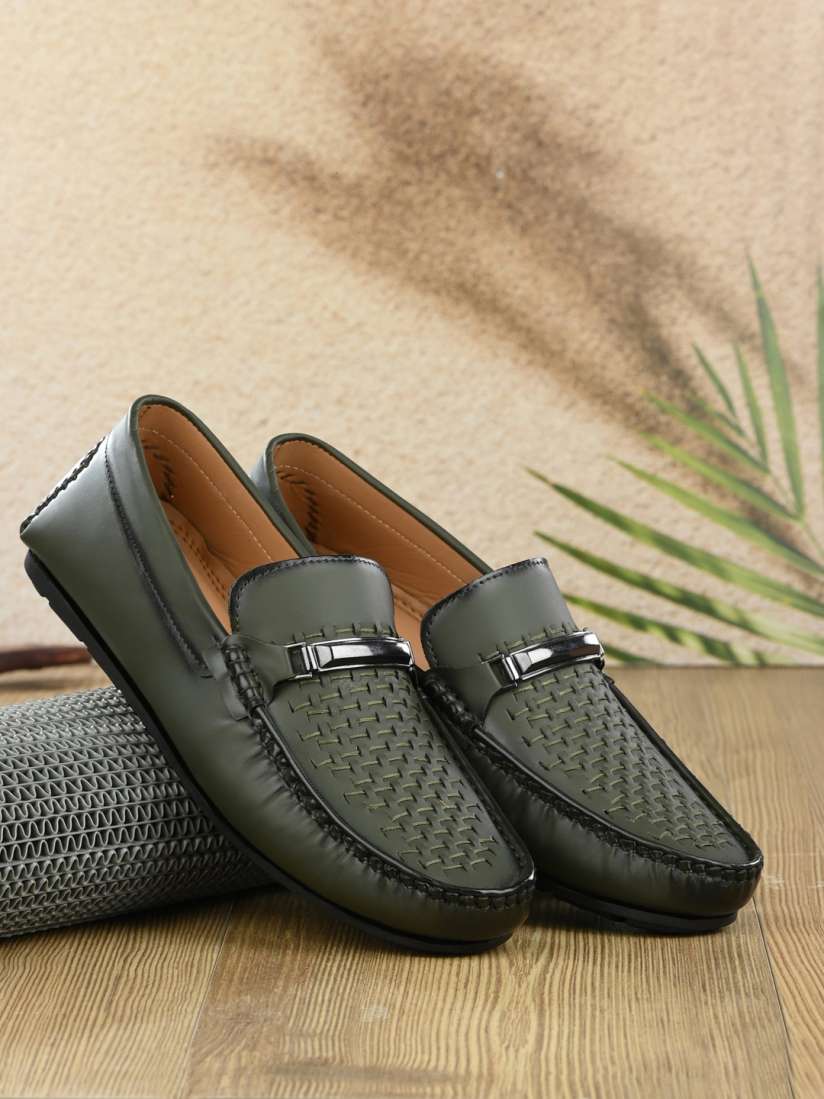 Buy HERE NOW Men Textured Loafers Casual Shoes for Men 21050534 Myntra