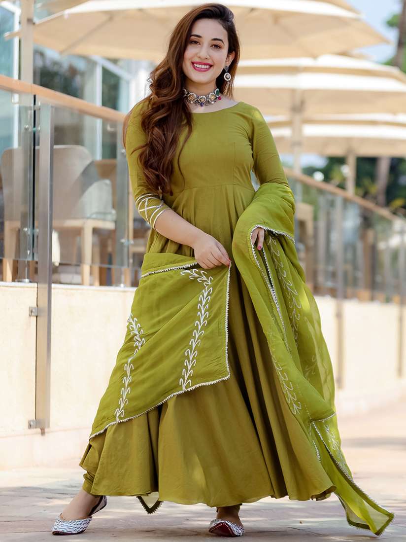 Buy AACHHO Massive Gotapatti Suit Set Kurta Sets for Women 21063972 Myntra