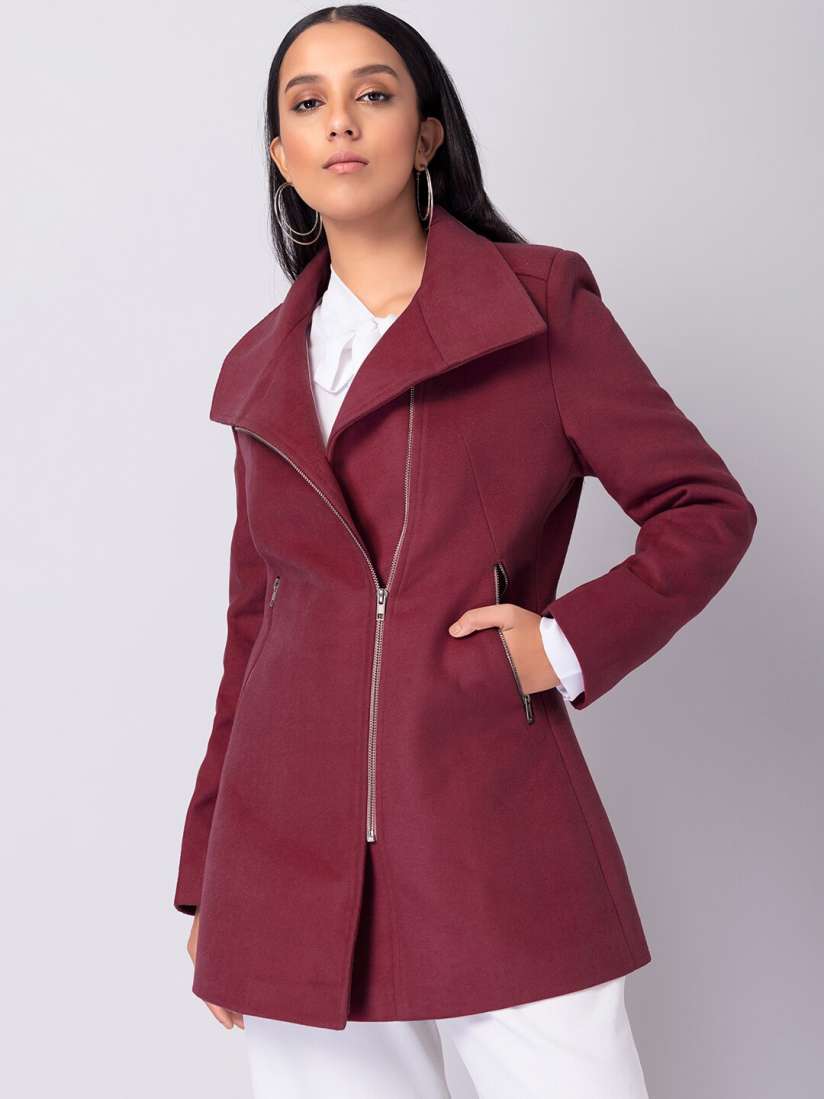 Women's zippered peacoat top