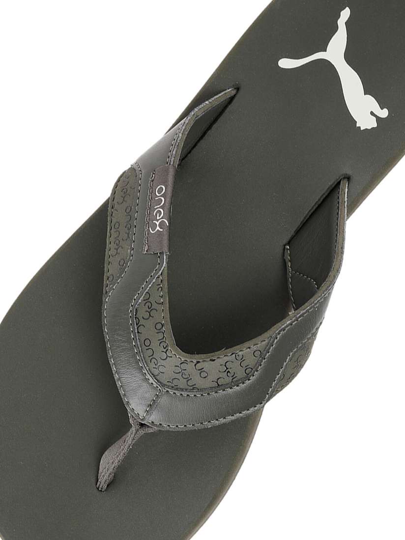 Buy one8 x PUMA Men one8 Virat Kohli Breeze Thong Flip-Flops - Flip Flops  for Men 21103570 | Myntra