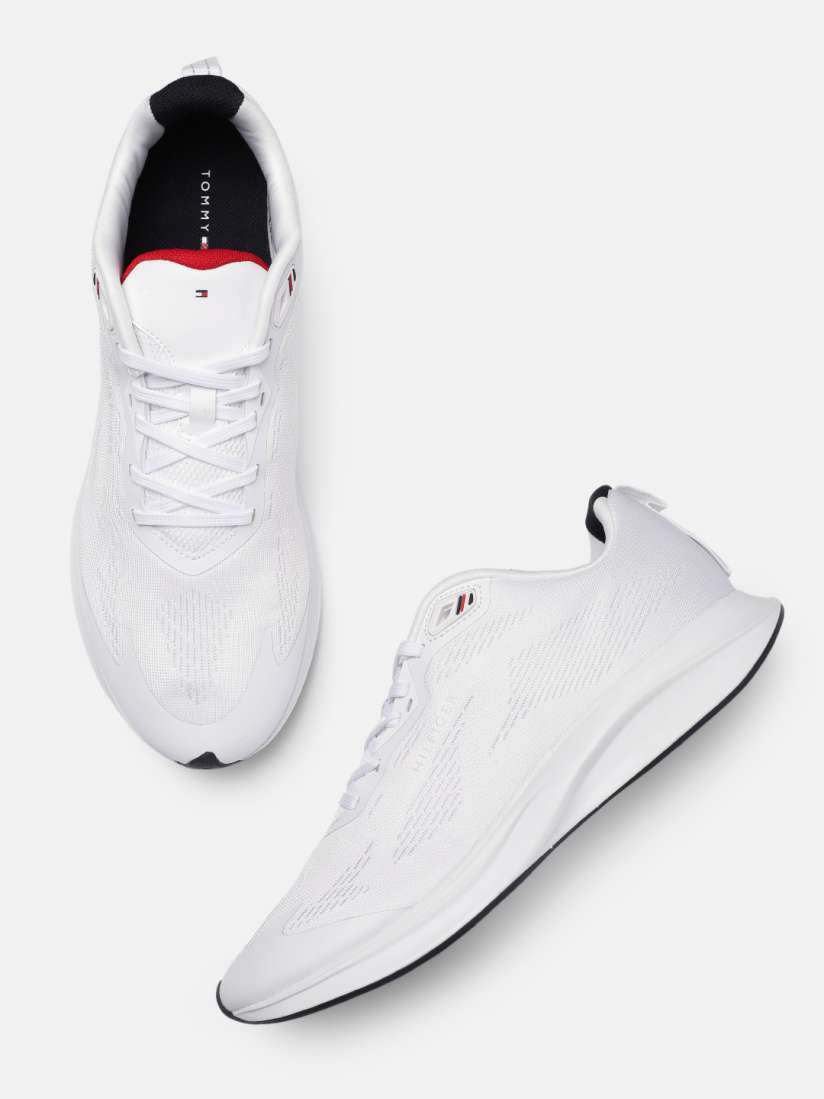 Tommy hilfiger shoes myntra 2025