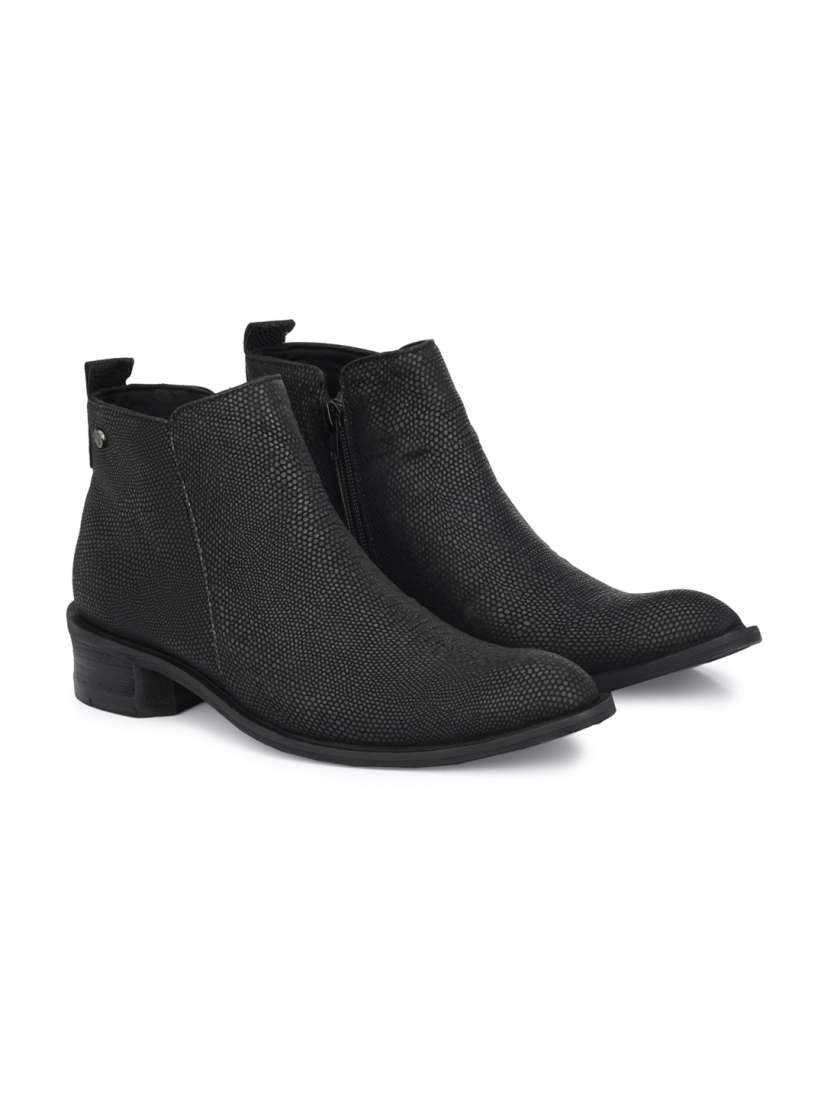Delize cowboy boots top