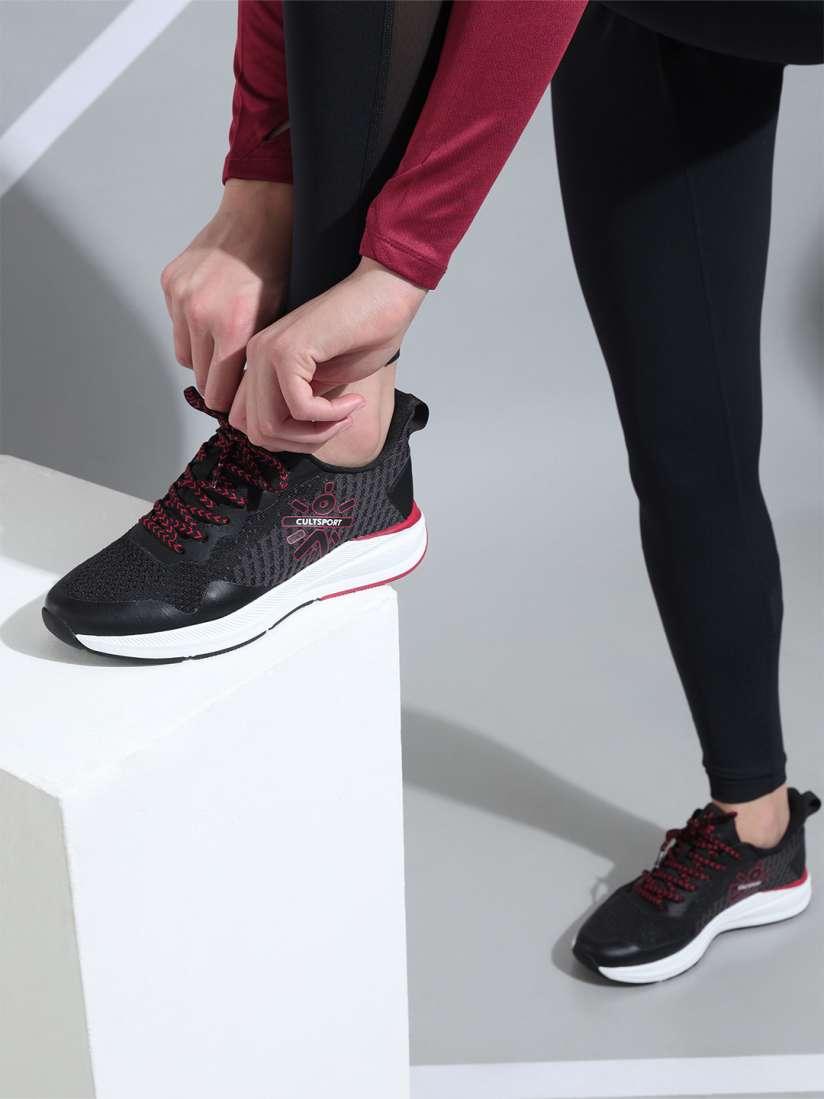 Buy CULT Women Hustle Flyknit Textile Running Shoes Sports Shoes for Women 21260818 Myntra